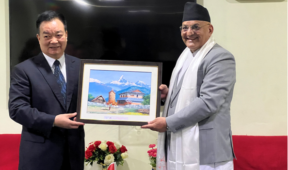 मुख्यमन्त्री र चिनियाँ कम्युनिष्ट पार्टी तिब्बत स्वशासित क्षेत्रका सचिवबीच भेट